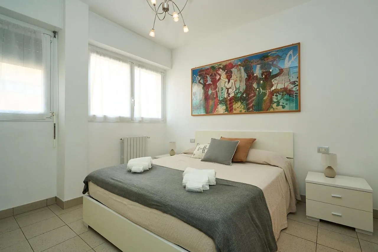 Design House A/C Wifi 20 Minutes From Duomo Apartment Milan Italy