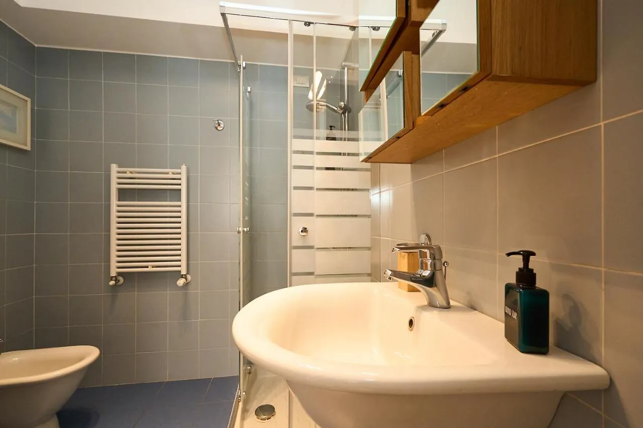 Design House A/C Wifi 20 Minutes From Duomo Apartment Milan Italy