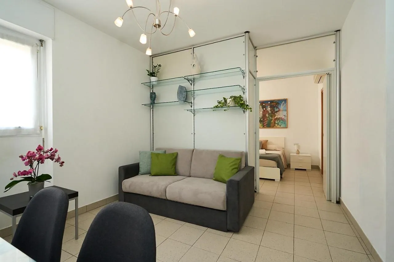 Design House A/C Wifi 20 Minutes From Duomo Apartment Milan