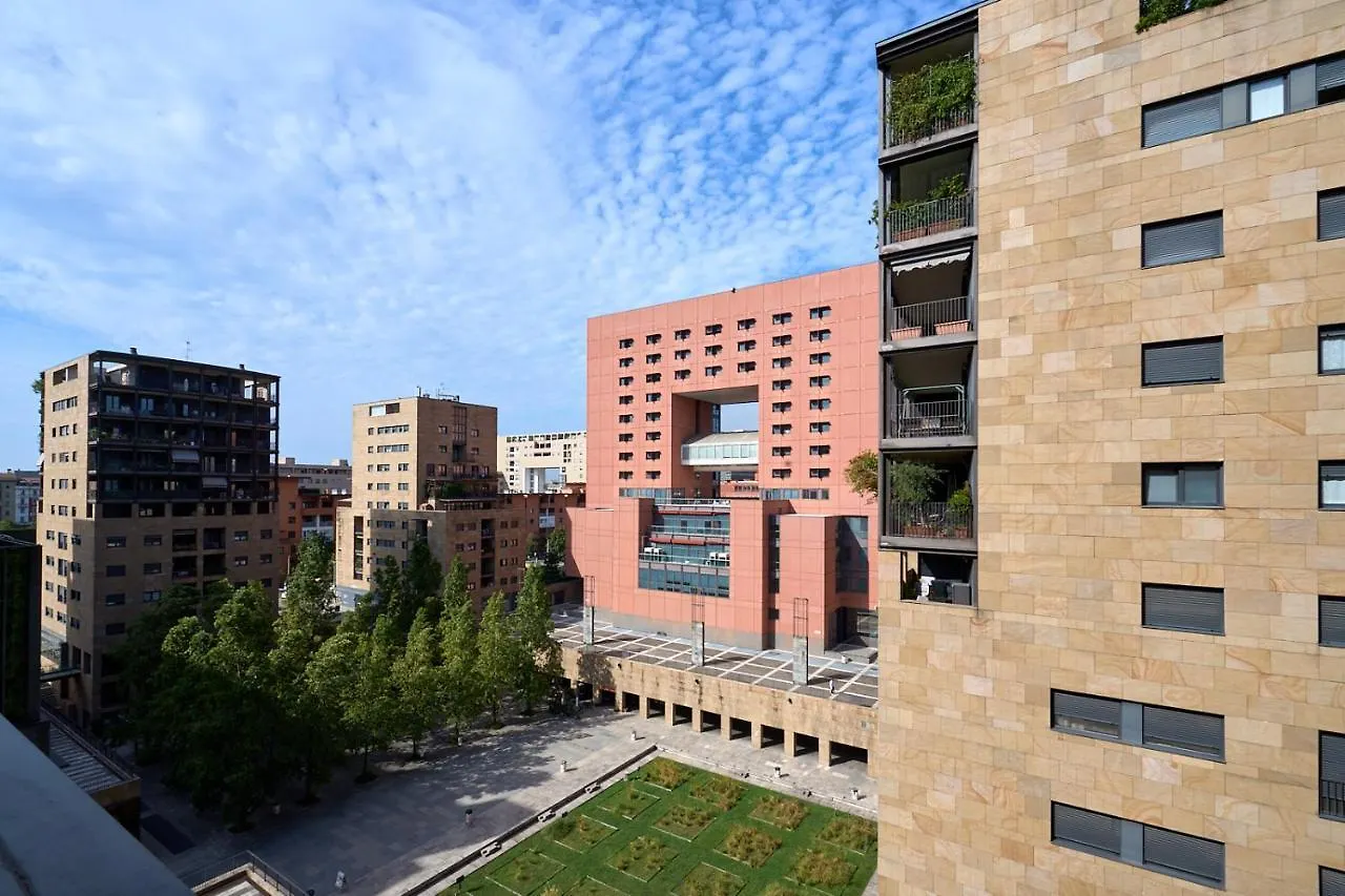 Design House A/C Wifi 20 Minutes From Duomo Apartment Milan