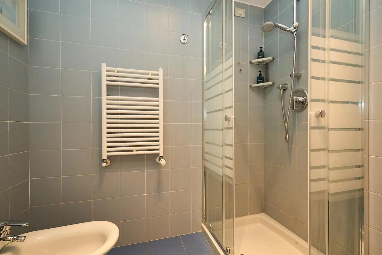 Apartment Ferienwohnung Design House A/C Wifi 20 Minutes From Duomo Mailand